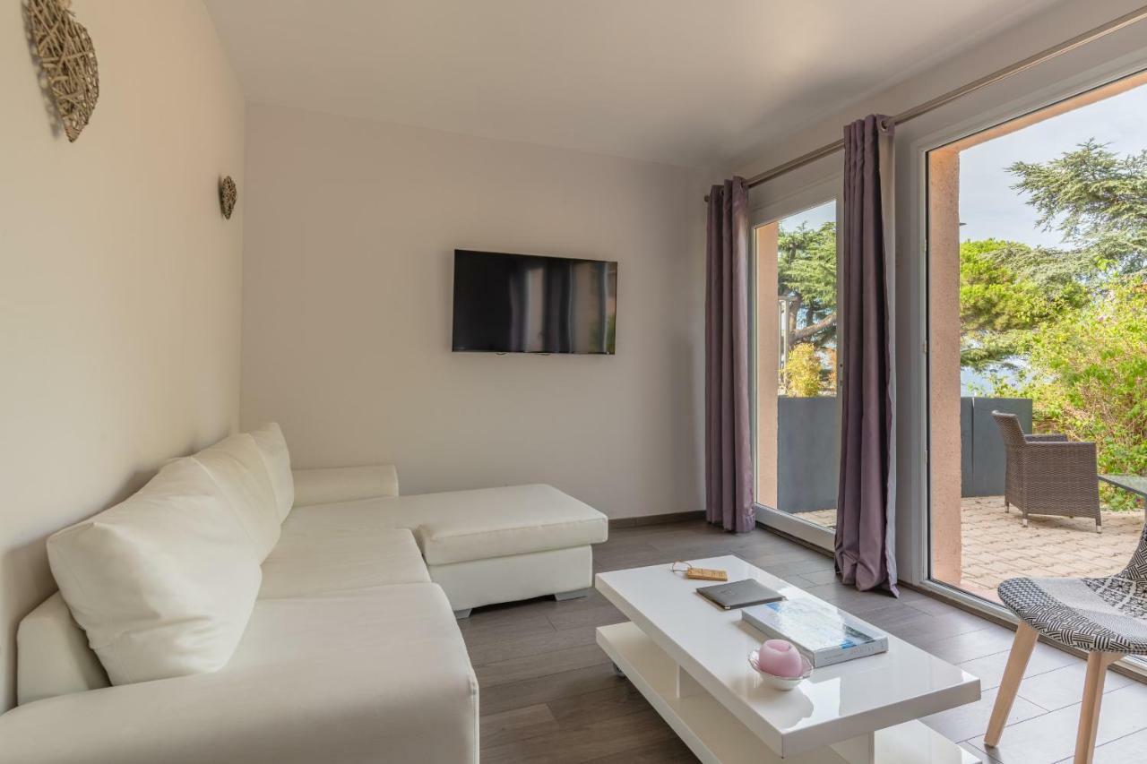 Hotel Les Jardins Du Cèdre 3*